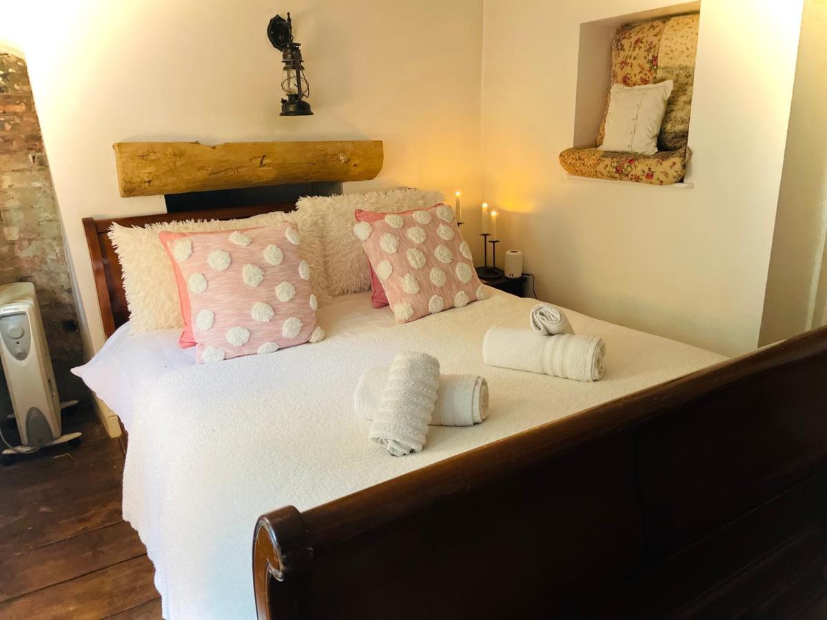 The Beehive, Ground Floor Apartment In Norfolk, No Shared Amenities 道纳姆马基特 外观 照片