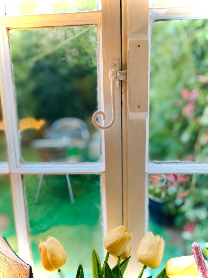 The Beehive, Ground Floor Apartment In Norfolk, No Shared Amenities 道纳姆马基特 外观 照片
