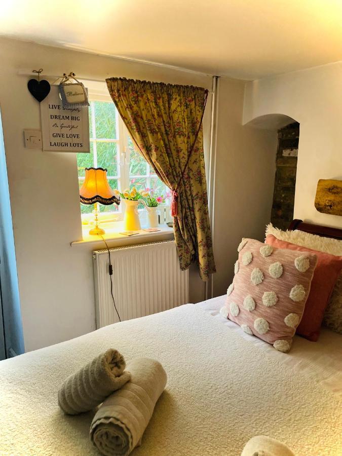 The Beehive, Ground Floor Apartment In Norfolk, No Shared Amenities 道纳姆马基特 外观 照片