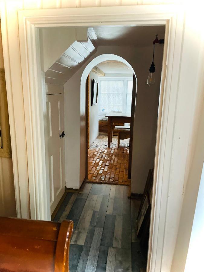 The Beehive, Ground Floor Apartment In Norfolk, No Shared Amenities 道纳姆马基特 外观 照片